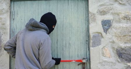 Обворовывал лицеи и детские автоматы: в Днепре задержали вора-серийщика (ФОТО)