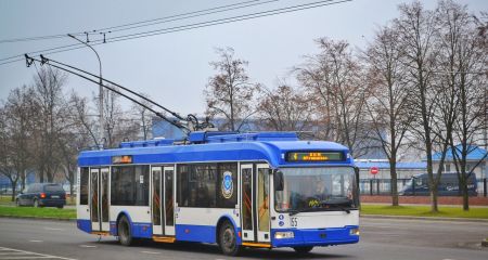 На Днепропетровщине из-за резкого торможения троллейбуса травмировался двухлетний ребенок