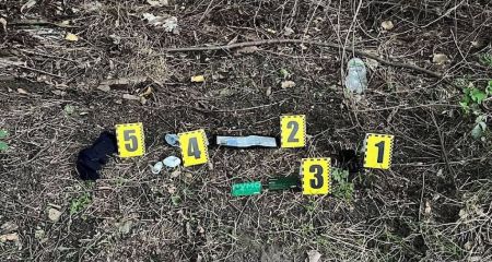 Избили и отобрали сумку с деньгами: в Днепре двое рецидивистов напали на военнослужащего ВСУ (ФОТО)