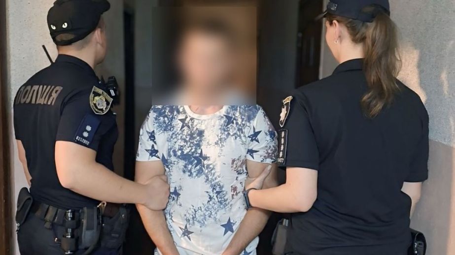В Днепре отец вступился за дочь перед бойфрендом и получил нож в грудь (ФОТО)