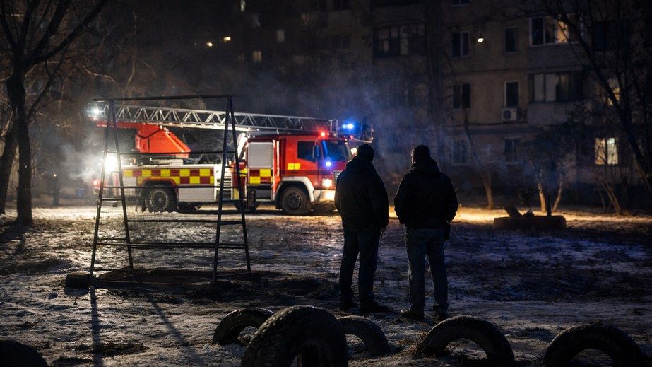 У Кривому Розі чоловік вистрибнув з третього поверху через підгорілу їжу