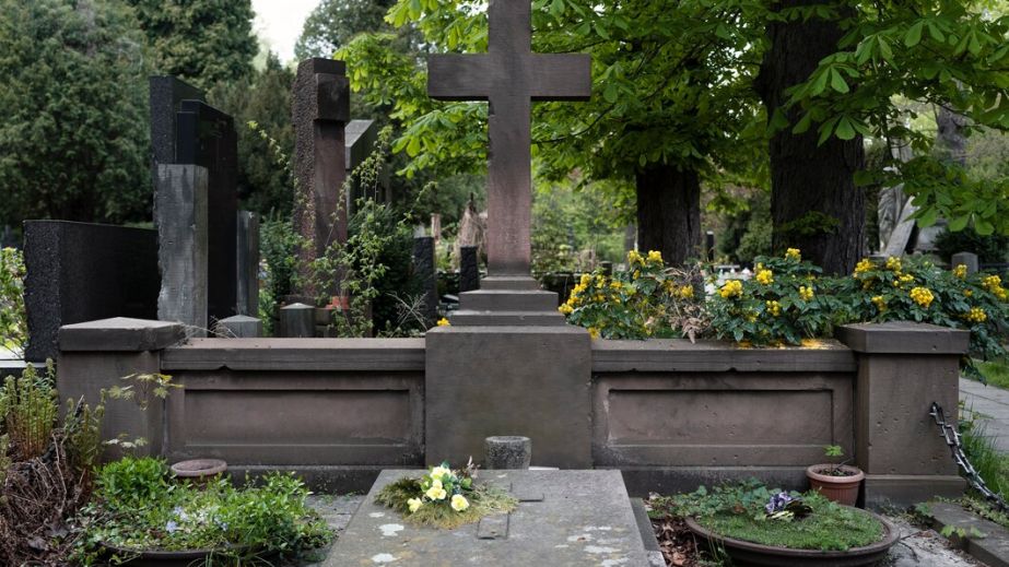 В Кулебовке обустроят новое кладбище с военным мемориалом