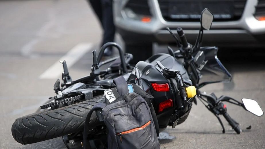 У Дніпрі на Слобожанському проспекті збили мотоцикліста