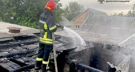 На Днепропетровщине произошел масштабный пожар в частном домовладении