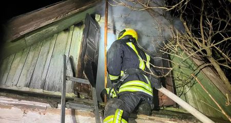 В Кривом Роге на пожаре погибла женщина (ФОТО)