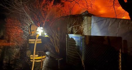 Одразу у двох населених пунктах Павлоградського району палали житлові будинки (ФОТО)