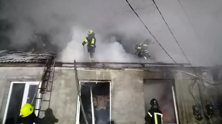 У Кривому Розі вигорів вщент приватний будинок (ФОТО)