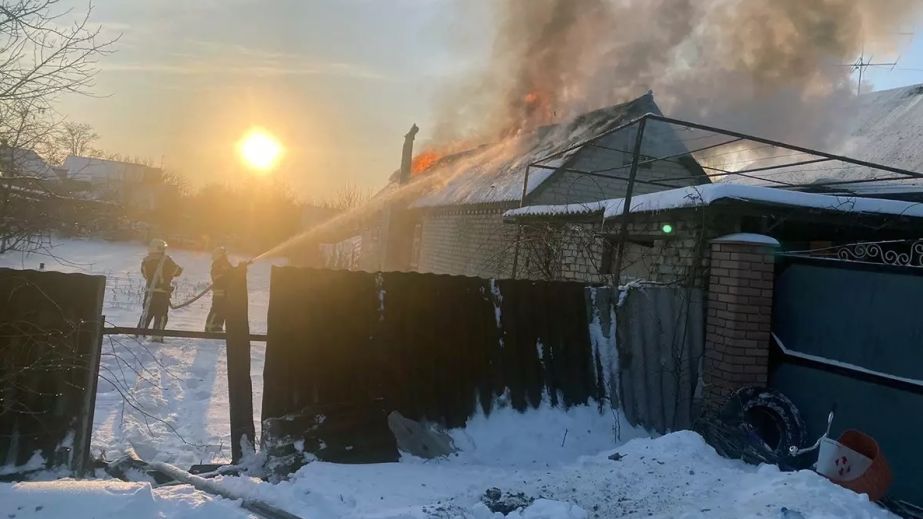 У Павлограді вщент вигорів гараж (ФОТО)
