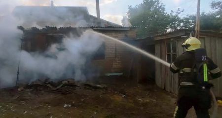 В Павлоградском районе сгорел жилой дом (ФОТО)